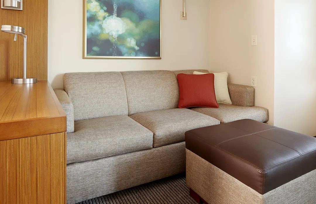 Hyatt Place Calgary Airport-1